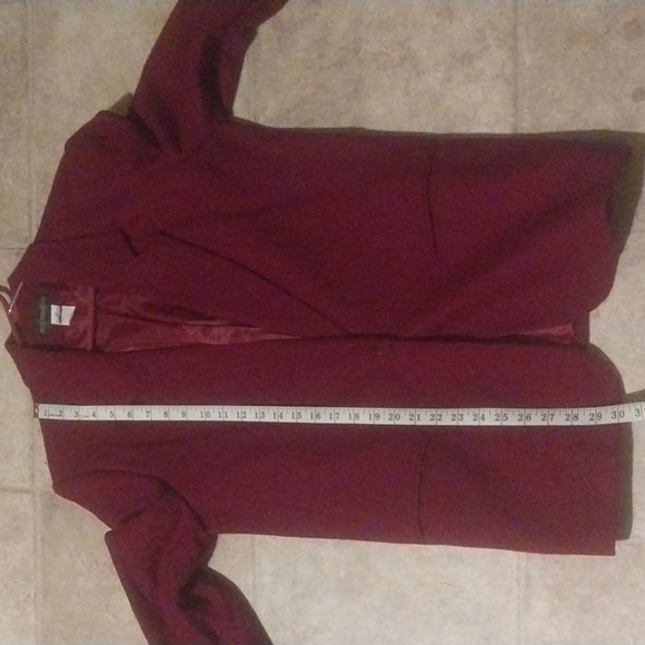 Requirements Woman Red  Wool Coat Size 10 - Picture 12 of 12